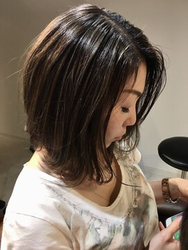 ネスタ ヘアー グラウンド(NESTA hair ground) ハイコントラストハイライト