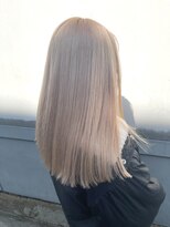 ヌール(Nuru)&nbsp;ヌーディベージュ/ストレートスタイル