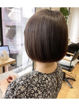 リアントウキョウ(Lian.Tokyo) （LianTokyo 山崎）大人可愛い簡単スタイリング内巻きボブ