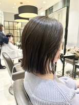 簡単スタイリング　切りっぱなし外はね
