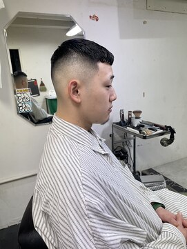 メリケンバーバーショップ フクオカ(MERICAN BARBERSHOP FUK) ネオクロップ