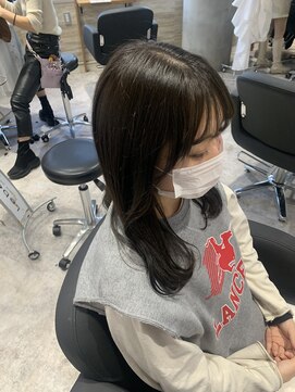 リーオオサカ(Lee Osaka) グレージュカラー