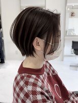 ヨロ 小岩(YOLO) レイヤーカットハイライトショートヘアイルミナカラーオージュア