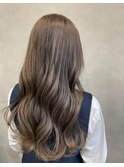ツヤ髪透明感グレージュ なみなみウェーブロング