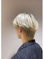 アース 亀有店(HAIR&MAKE EARTH) 韓国スタイルハイトーンウルフ