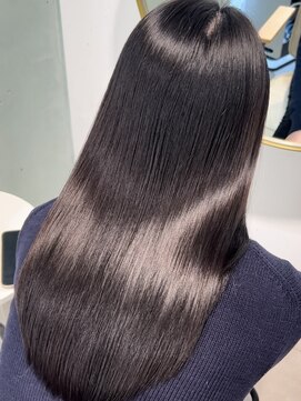 ティア(Tia.) (縮毛矯正/髪質改善/髪質改善カラー/オリーブグレージュ)