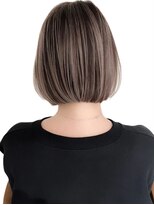 ネイロ バイ ジルブラン 葛西(NeiRo by JIL BLAN)&nbsp;葛西ハイライト白髪ぼかしショートボブ小顔カットレイヤーカット