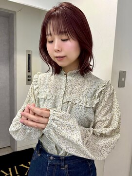 キラーナセンダイ(KiRANA SENDAI) ベリーピンク×軽やかレイヤーボブ