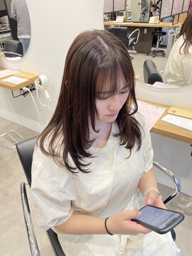 ブランシェ 名鉄小幡駅前店 レイヤーカット