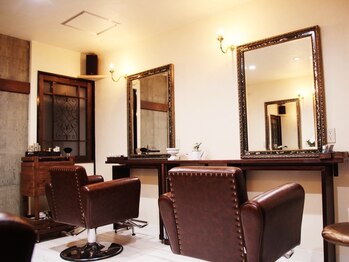 ヘアー ビジン(Hair Bijin)の写真/居心地の良い空間で、ゆったりとした時間をお過ごし頂けます。髪のお悩みも気軽にご相談下さい♪