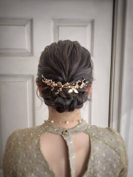 アロマ ヘアー ルーム 新宿3号店(AROMA hair room) 結婚式/二次会/パーティー/お呼ばれ/お団子/シニヨン/花冠/上品