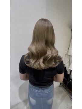 アディクト(ADDICT) 1ブリーチ、寒色beige