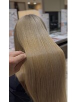 アース 土気あすみが丘店(HAIR&MAKE EARTH)&nbsp;透明感たっぷり♪ミルクティーベージュ×美髪ストレート