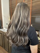 ルクス(Lux) hairLux浜松天王・三ヶ日・磐田・海外風の艶髪ハイライト