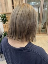ヘアワン(HAIR One) ミルクティーグレージュ×切りっぱなしボブ
