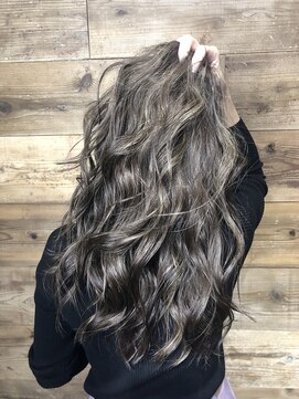 フォーク(FOLK) KASUMI×外国人風ハイライト グレージュ 【FOLK 恵比寿】