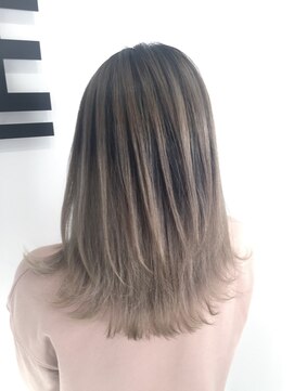 モーション 新宿(motion) バレイヤージュ