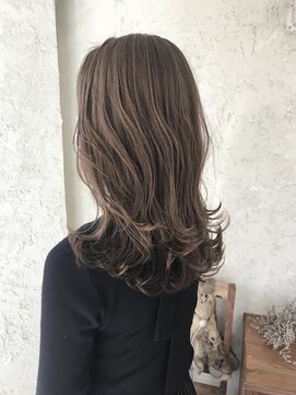 コエ 元町 石川町 (Koe.) ツヤ感アッシュベージュ/エレガントロング【元町/石川町】