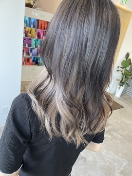 シェリー(Che'ri) アウターカラー/インナー/ホワイトミルクティー/藤本