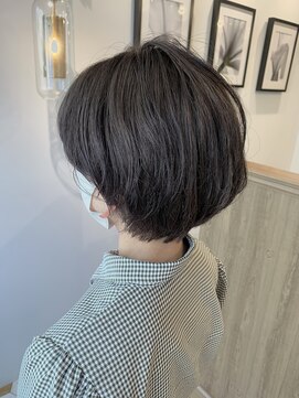 ムーン ティコブラーエ(moon tico brae) 10月(モテ髪カタログ/ペールベージュ/外ハネボブ)