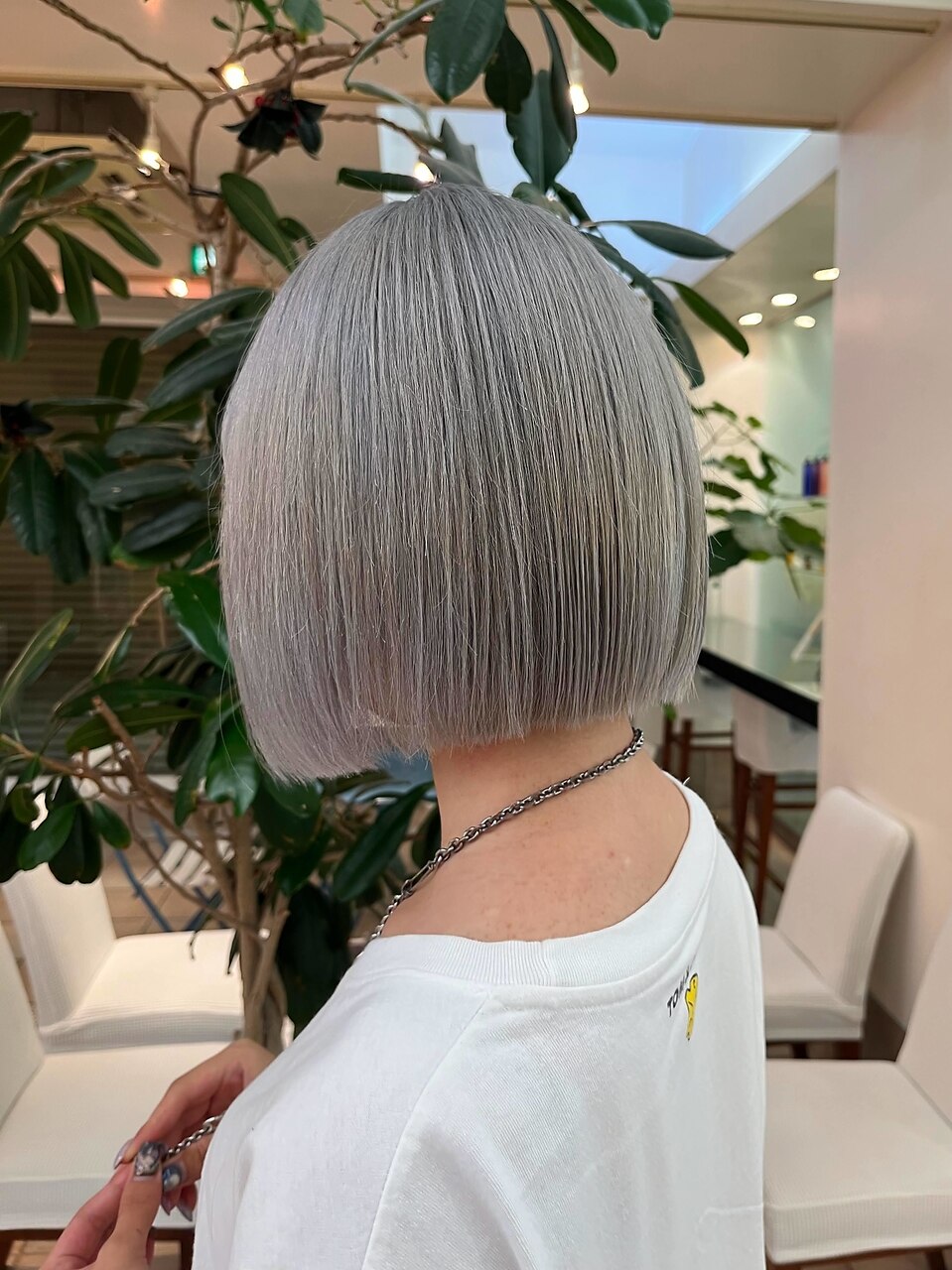 派手髪☆切りっぱなしボブ ブルーシルバー：L176329882｜フェアレディ