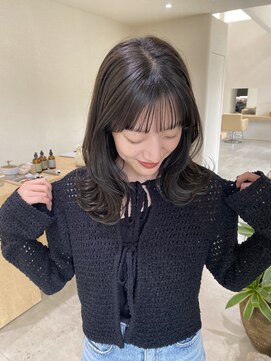 キュー(que) 韓国風ミディ