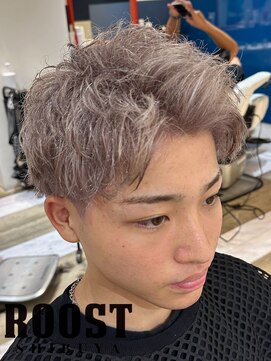 ルースト 渋谷店(ROOST) スパイキーショート×ホワイトミルクティー