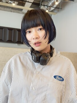 ディッセンバー 神宮前(December) ワイドバング/前髪カット/ネイビーグレーボブ/ 顔まわりレイヤー