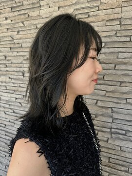 ハイバレーヘアーメゾン(HIGH VALLEY HAIRMAISON) カーキグレー岡山南中央町