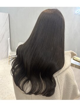 ジーナエス 札幌(Zina S) オリーブカラー