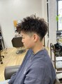 フリック(FLiC)&nbsp;直毛さんでもパーマをかけることで、セットの時短に！