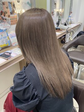 アッシュ さがみ野店(Ash) ミルクティーベージュ