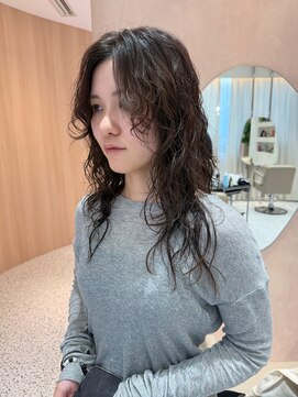 【晴音】ロングウルフ/チョコレートブラウン/ロング/20代