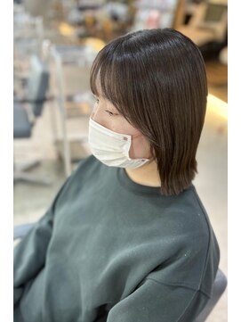 オリーブ/オリーブグレージュ