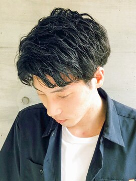 クオリス 赤塚店(QUALIS) 【春の新作】パーマショートマッシュ×波巻きシャドウパーマ◎