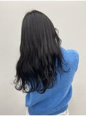透明感のあるブルーブラック
