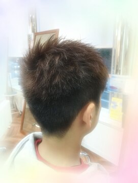 レリビー アウラ(LELiBE_'aula) メンズカット