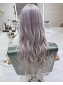 ホワイトラベンダーアッシュカラー　ロングヘア