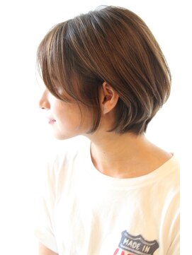 レウナ 外苑前(Reuna) 【30代40代50代】カットで決まる大人可愛いひし形ショート