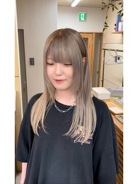 リラ バイ クオーレ(LIRA by CUORE) 顔周りレイヤー