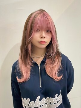 サクラ オモテサンドウ(SAKURA) ペールピンク×ブラウンローライト×レイヤーカット◎ブリーチ