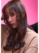 アンアタッシュ(UNE ATTACHE)&nbsp;春風にふわりと溶け込む。シフォンベージュで上品ナチュラルへ