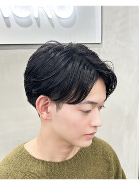 アクロ(ACRO) 曲がる縮毛矯正/フェザーパーマ/毛流れ