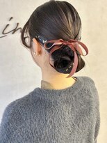 リンク(Link)&nbsp;シニヨン/カチモリ/シンプルアレンジ/アレンジ/大人アレンジ