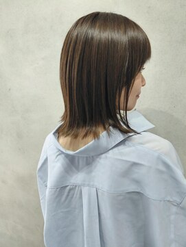 ルシードスタイルビギン(LUCIDO STYLE BEGIN) アッシュブラウン×外ハネボブ