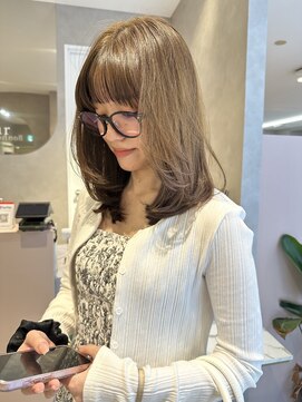 ボヌール 川西(Bonheur) バン式透明感カラー×小顔レイヤーカット《川西宝塚》