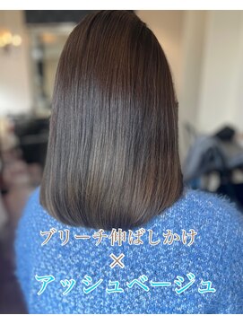 ローレン(LOREM) ブリーチ伸ばしかけ！Aラアッシュベージュ2.3似合わせカット