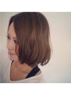 チアロヘアー スパイスミルクベージュ