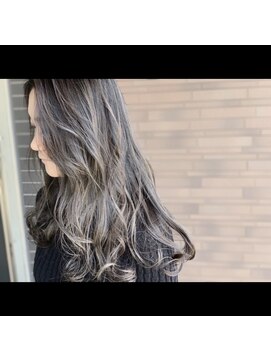 ウルム 蕨西口(ULUM) グレージュ×ハイライト