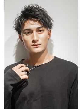 リップス レイ ギンザ(LIPPS Ray GINZA) ツーブロックアップバングショート